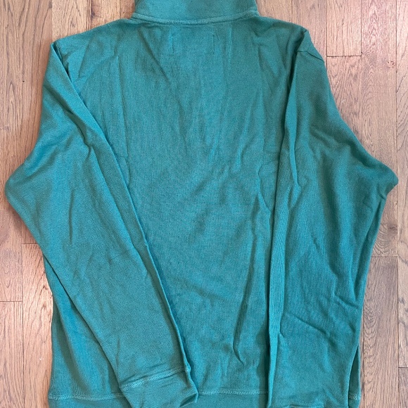 Vineyard Vines Quarter Zip - Picture 3 of 3